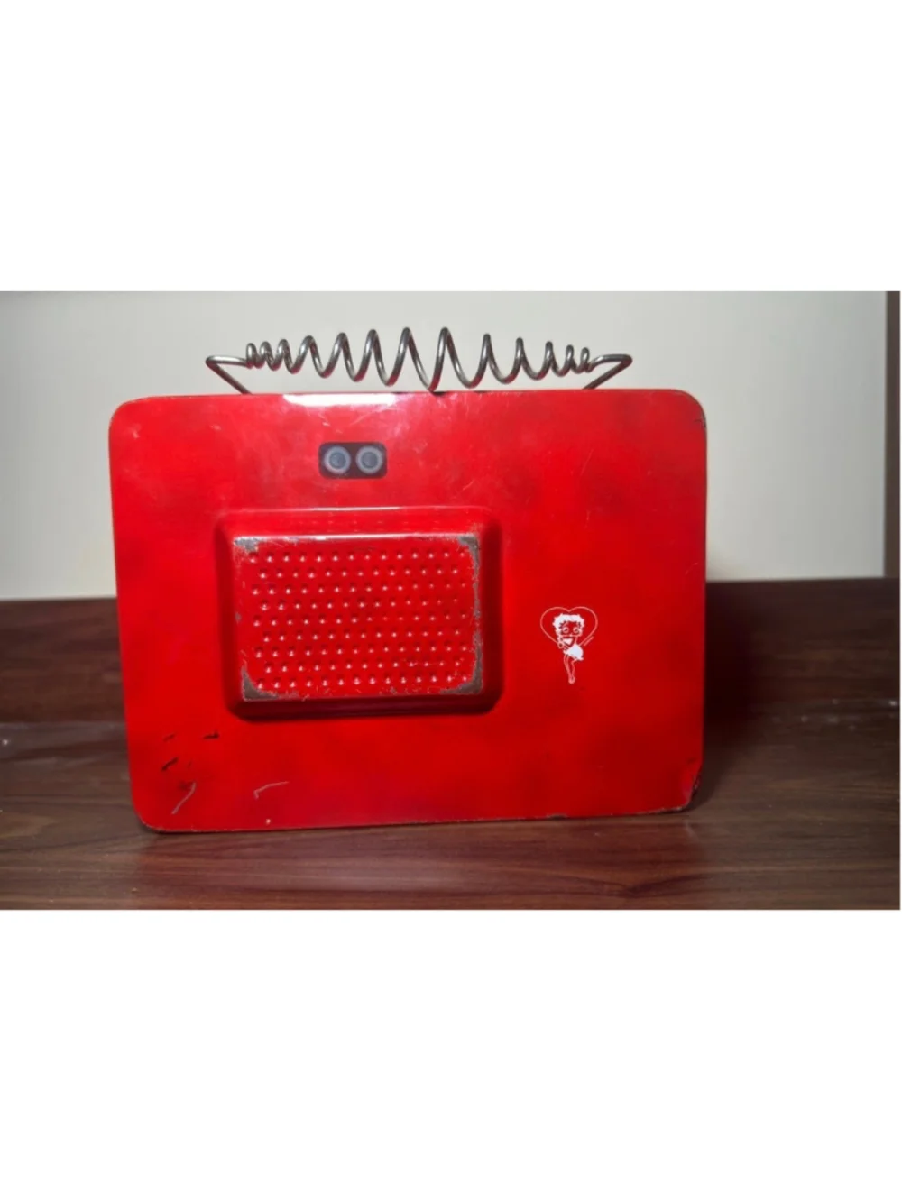 Vandor Betty Boop Collectible Tin TV Storage Box One Size Red Yellow